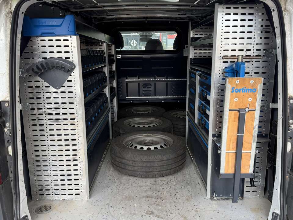 Mercedes-Benz Vito - Imagem 7