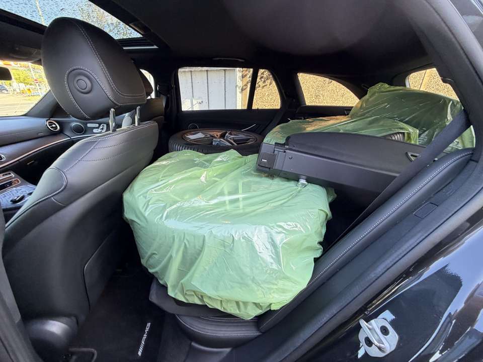 Mercedes-Benz E 300 - Imagem 7