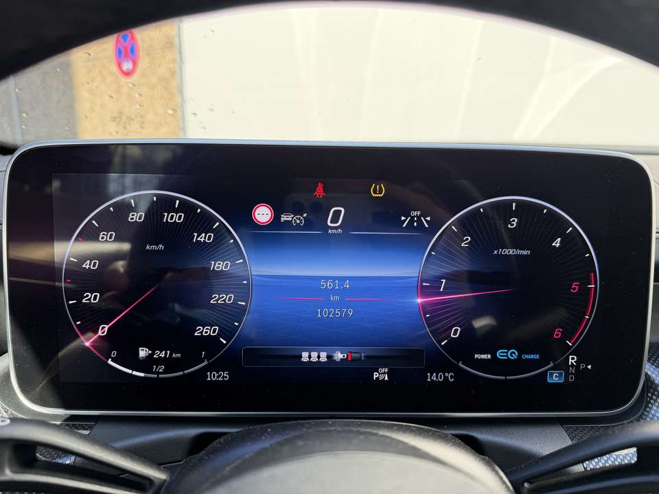 Mercedes-Benz C 300 - Imagem 8