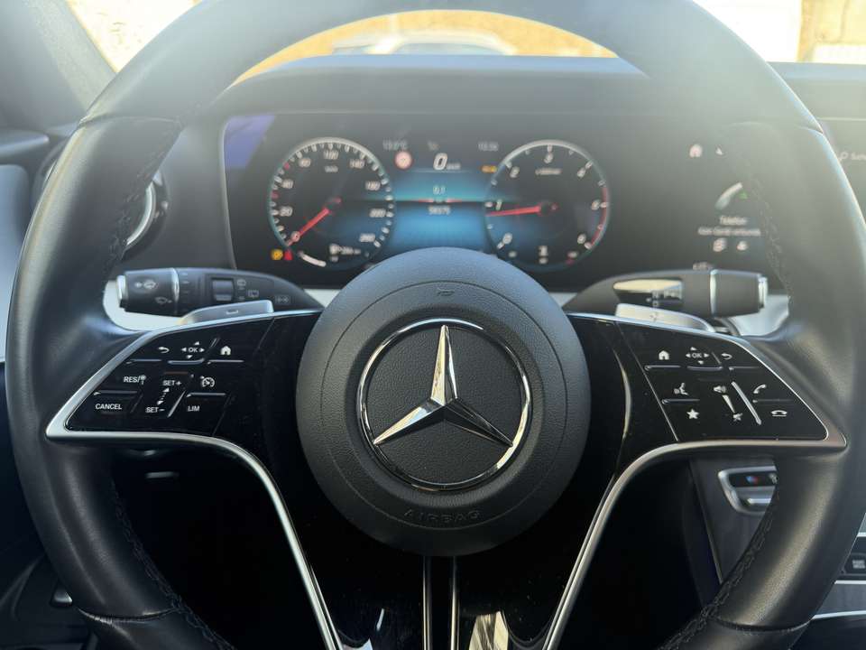 Mercedes-Benz E 200 - Imagem 15