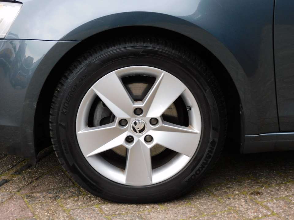 Skoda Octavia - Imagem 7