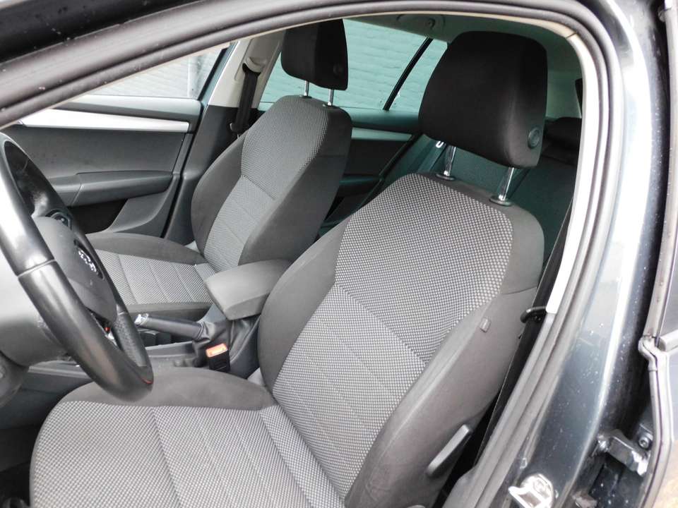 Skoda Octavia - Imagem 8