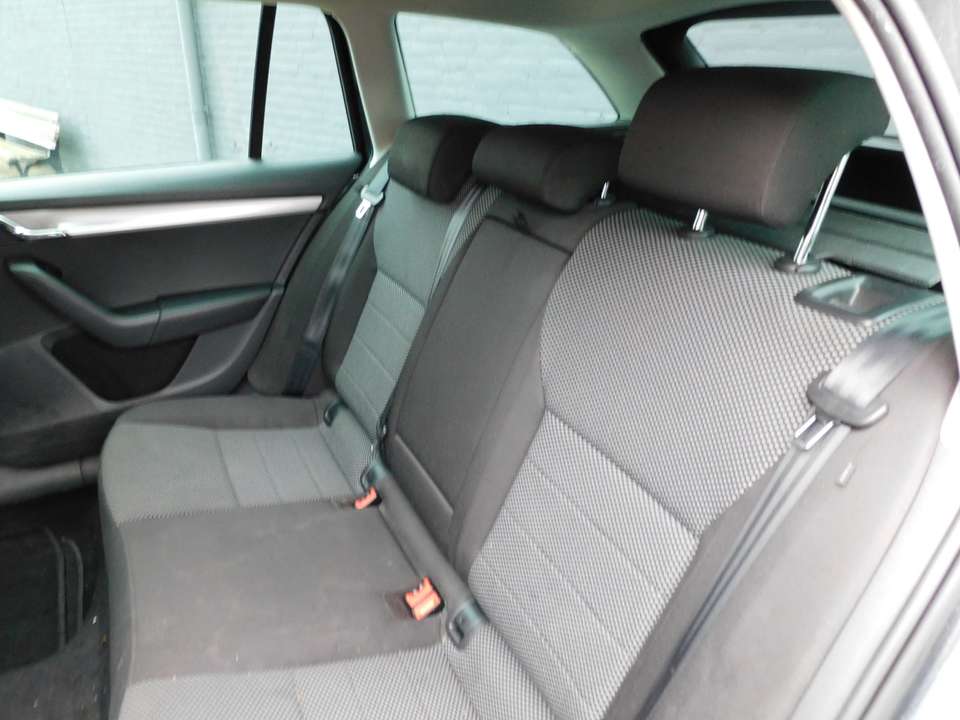 Skoda Octavia - Imagem 10