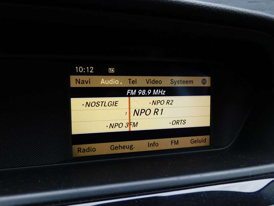 Mercedes-Benz C 180 - Imagem 15