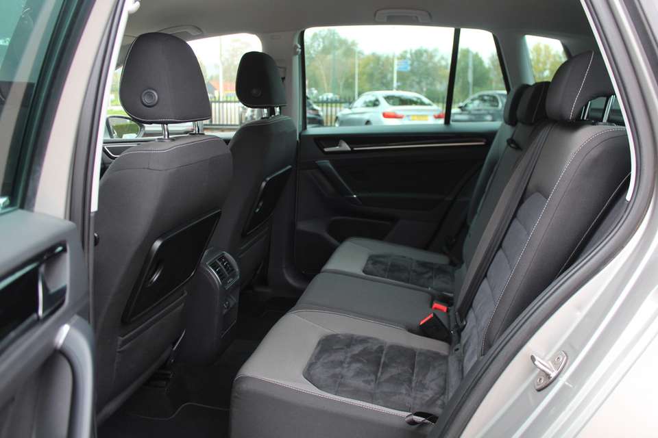 Volkswagen Golf Sportsvan - Imagem 6