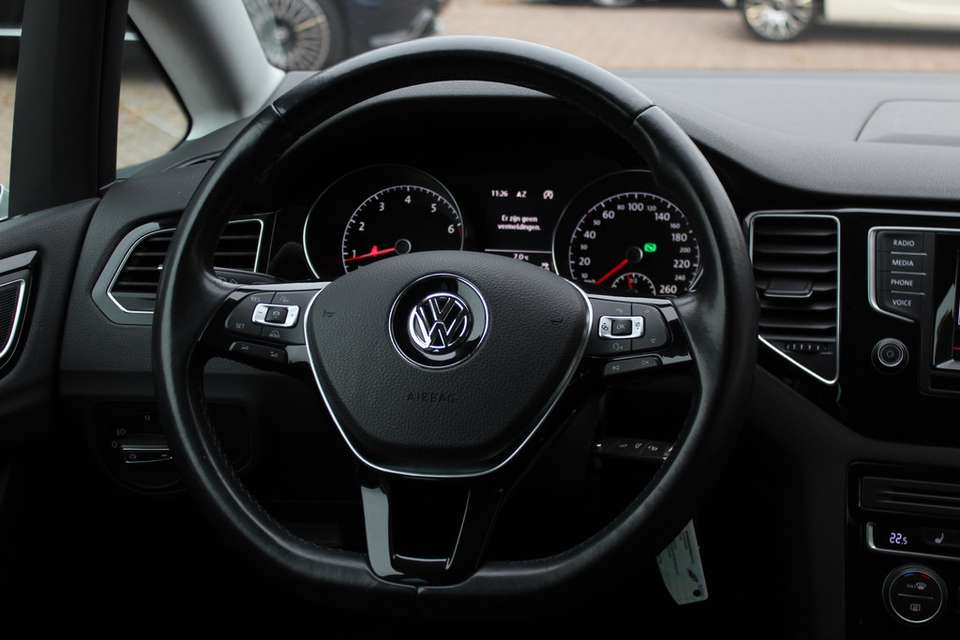 Volkswagen Golf Sportsvan - Imagem 9