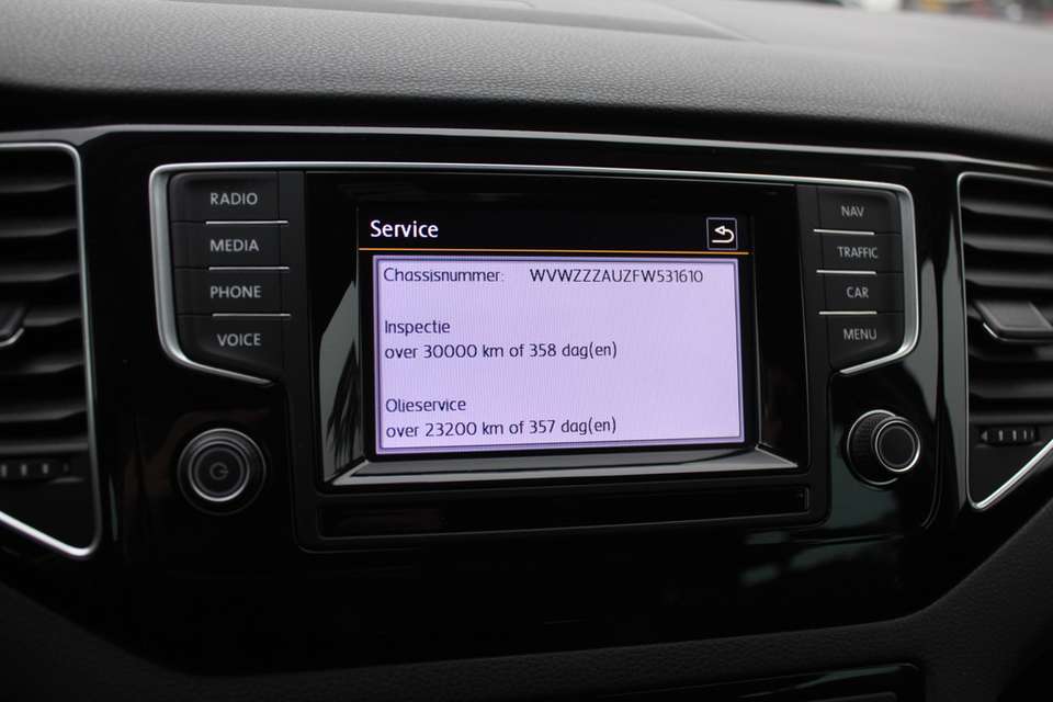 Volkswagen Golf Sportsvan - Imagem 13