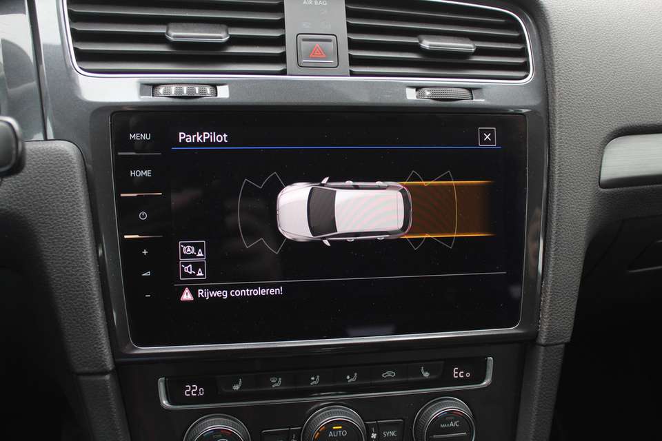 Volkswagen e-Golf - Imagem 16