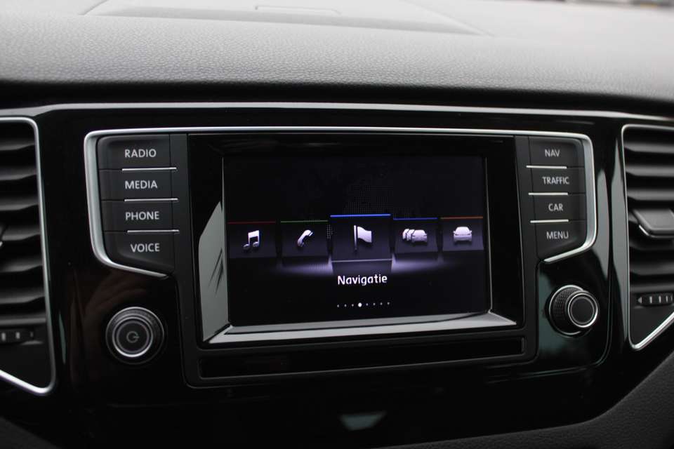 Volkswagen Golf Sportsvan - Imagem 16