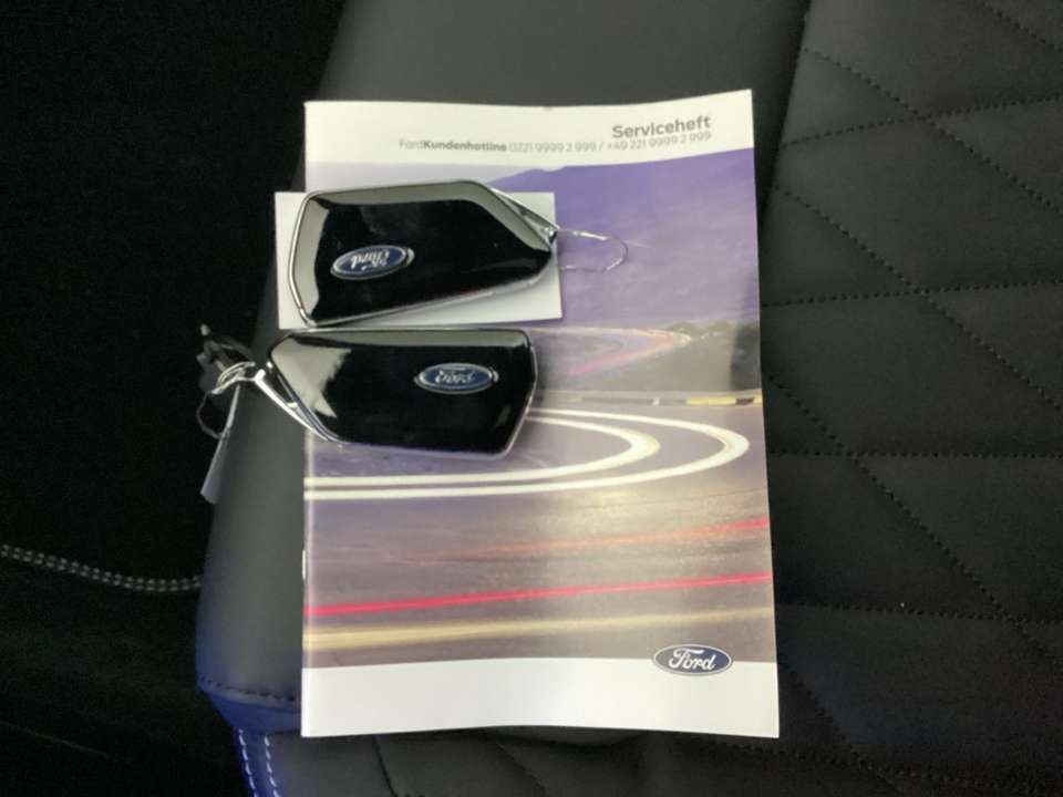 Ford Explorer - Imagem 6