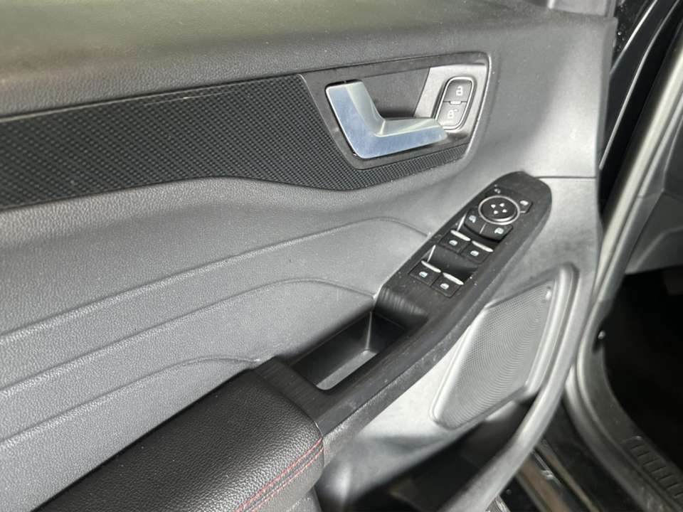 Ford Kuga - Imagem 11