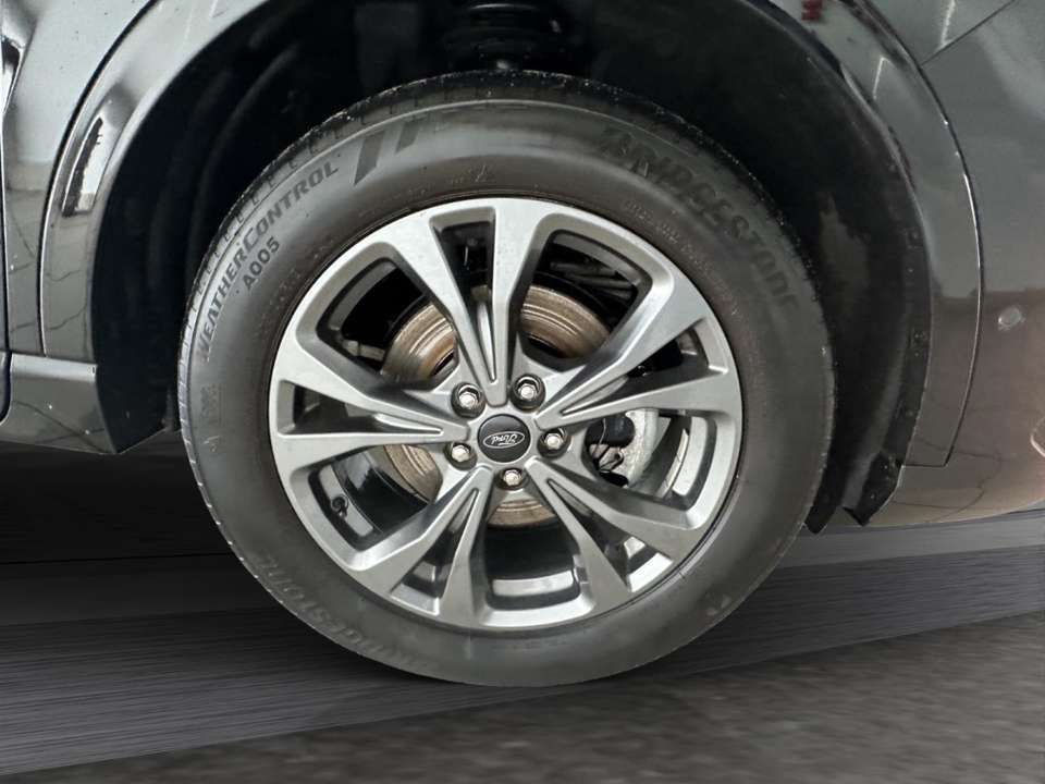 Ford Kuga - Imagem 20