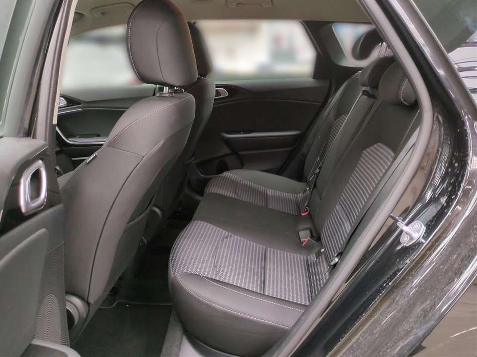 Kia Ceed SW / cee'd SW - Imagem 2