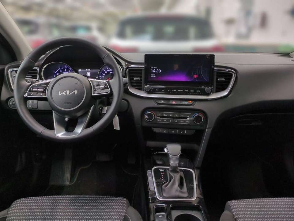 Kia Ceed SW / cee'd SW - Imagem 11