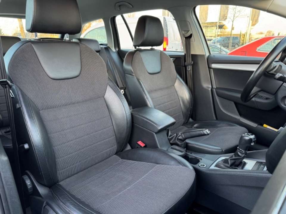 Skoda Octavia - Imagem 8