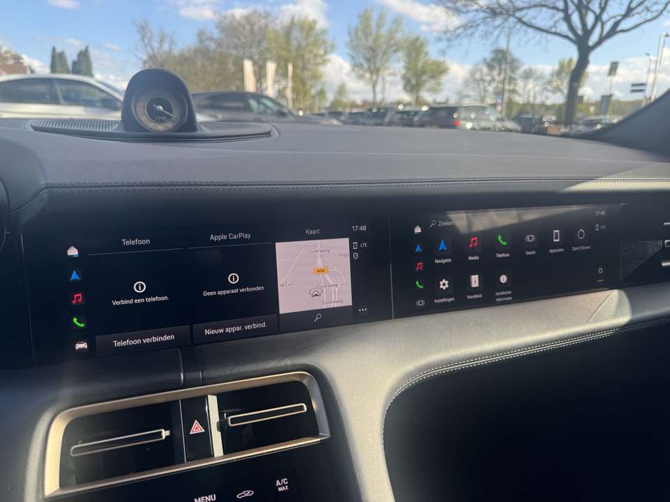 Porsche Taycan - Imagem 15