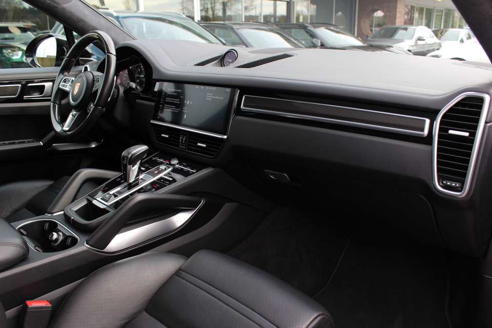 Porsche Cayenne - Imagem 13