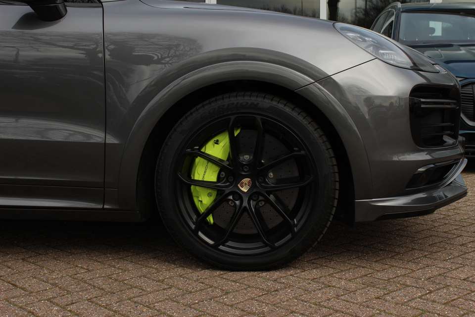 Porsche Cayenne - Imagem 14