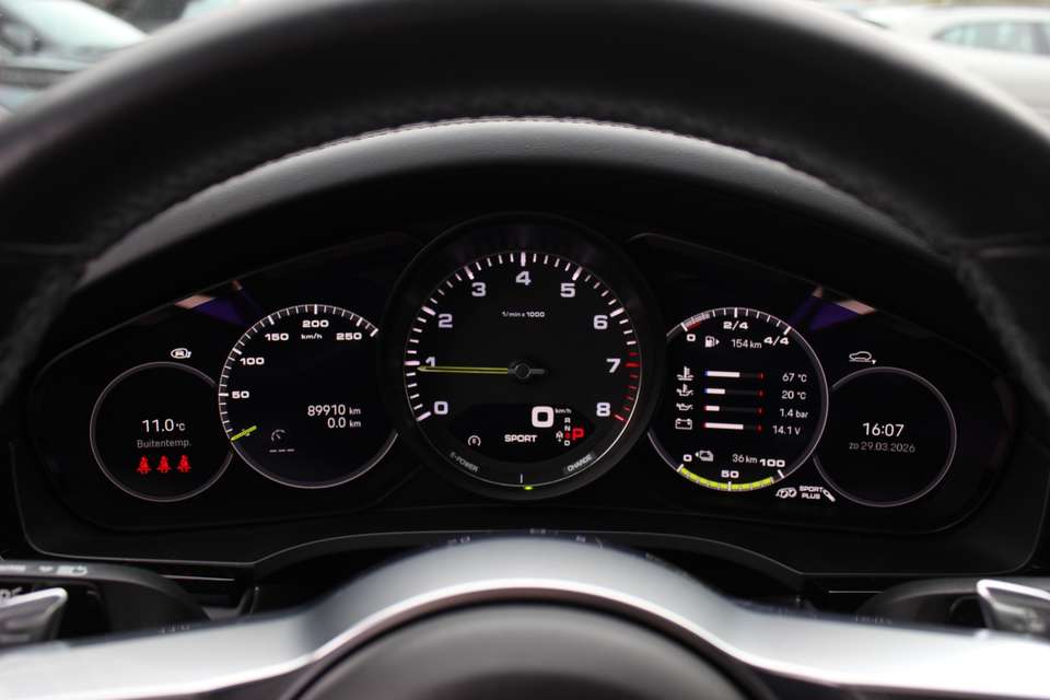 Porsche Cayenne - Imagem 18