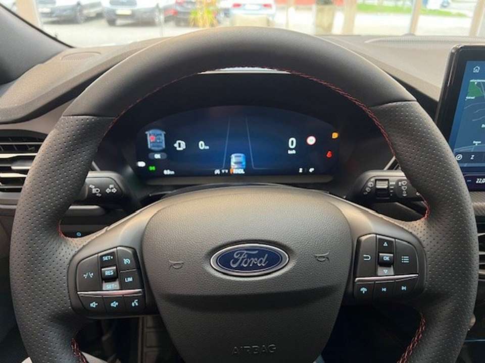 Ford Kuga - Imagem 10