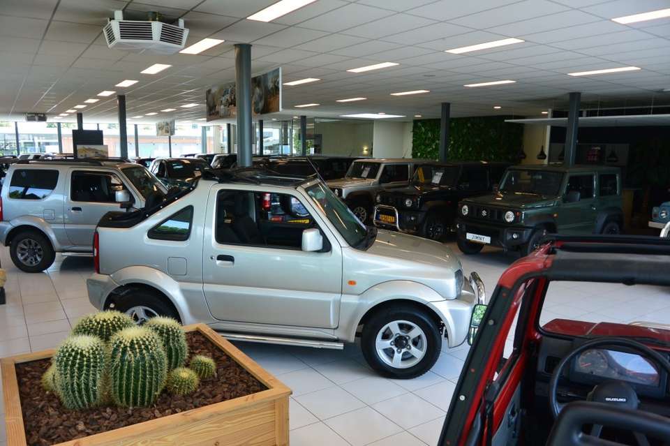 Suzuki Jimny - Imagem 3