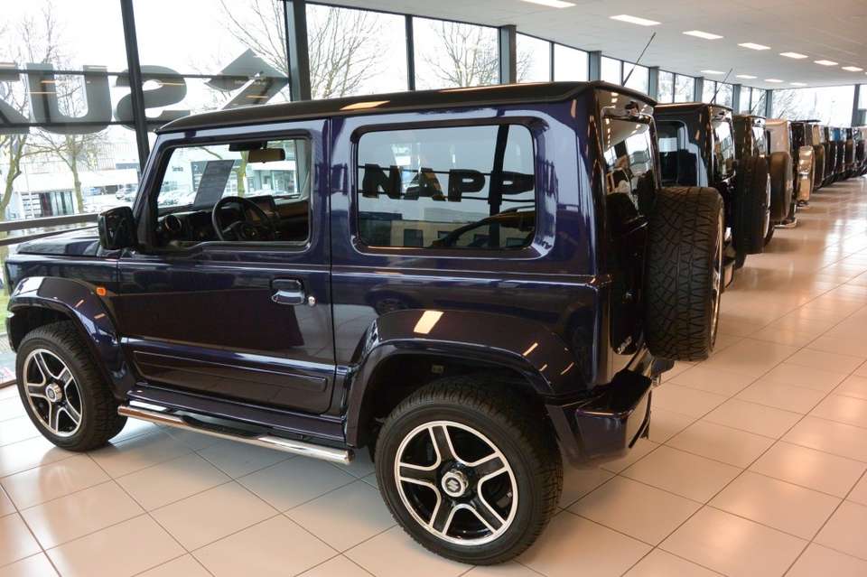 Suzuki Jimny - Imagem 5