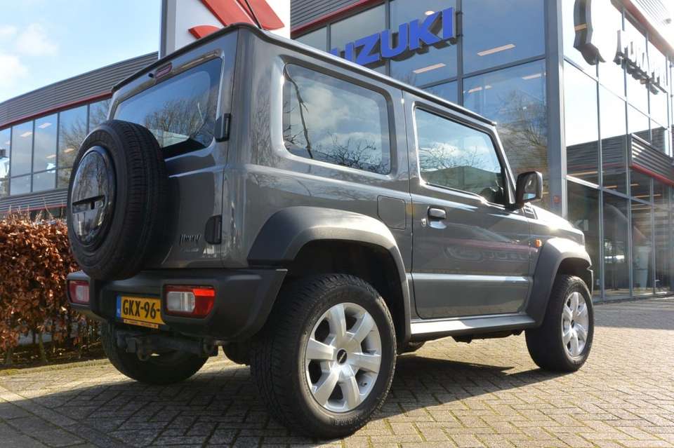 Suzuki Jimny - Imagem 7