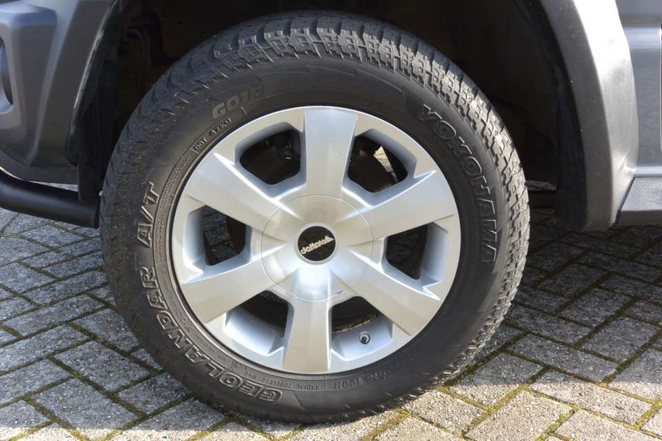 Suzuki Jimny - Imagem 14