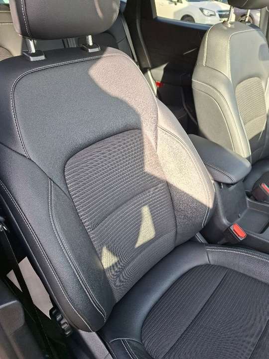 Ford Kuga - Imagem 6