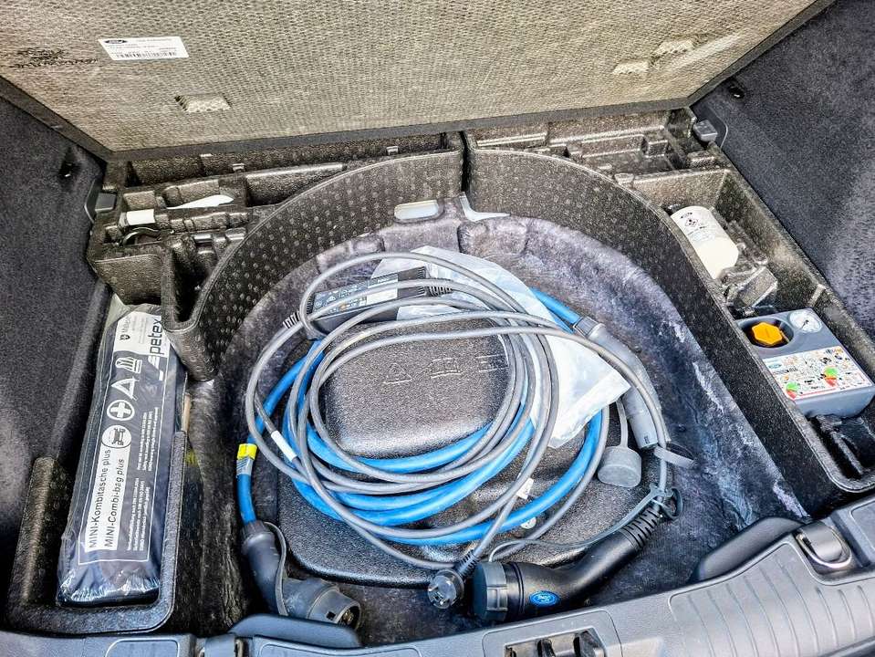 Ford Kuga - Imagem 8