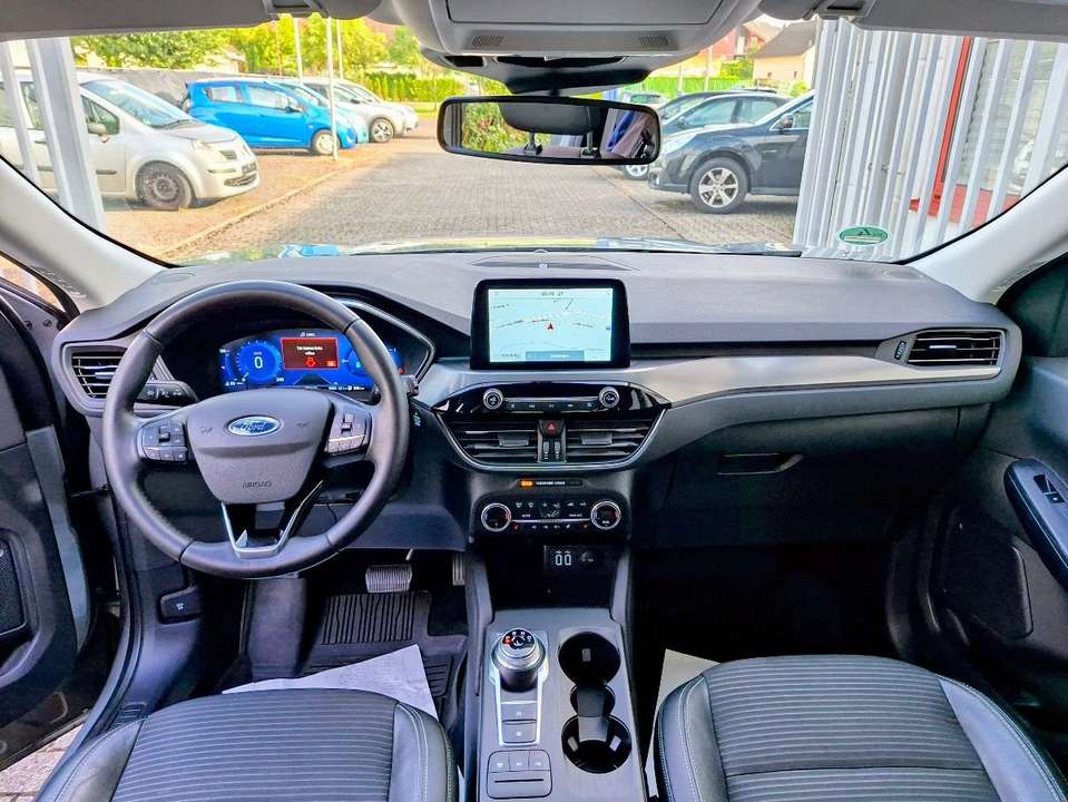 Ford Kuga - Imagem 9