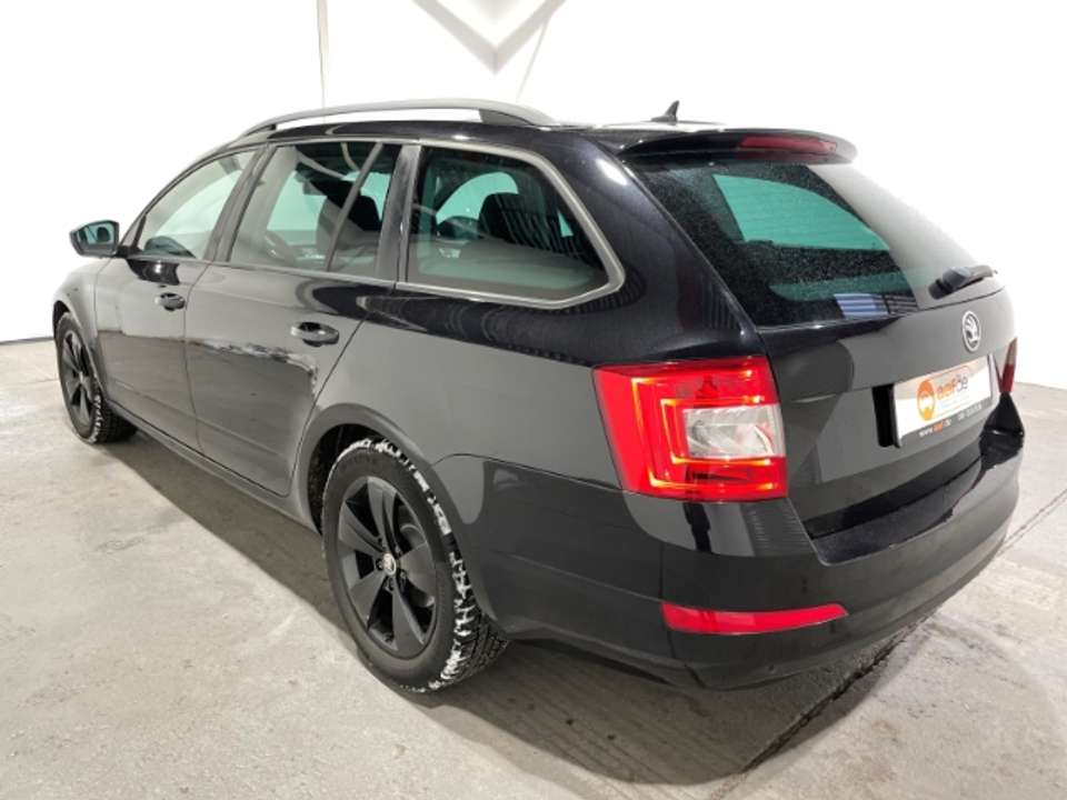 Skoda Octavia - Imagem 2