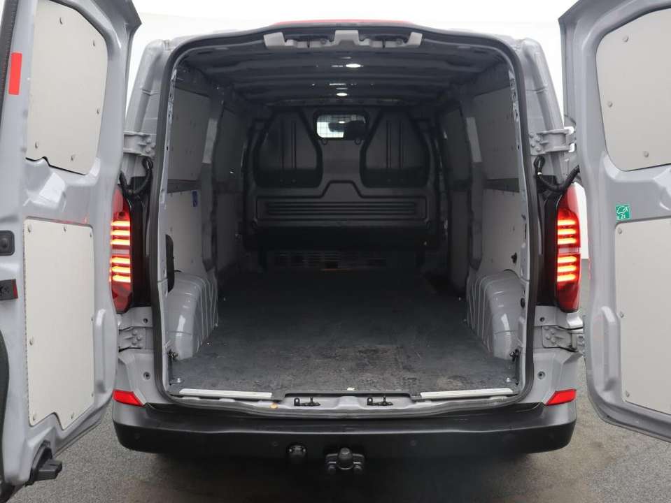 Volkswagen T7 Transporter - Imagem 7
