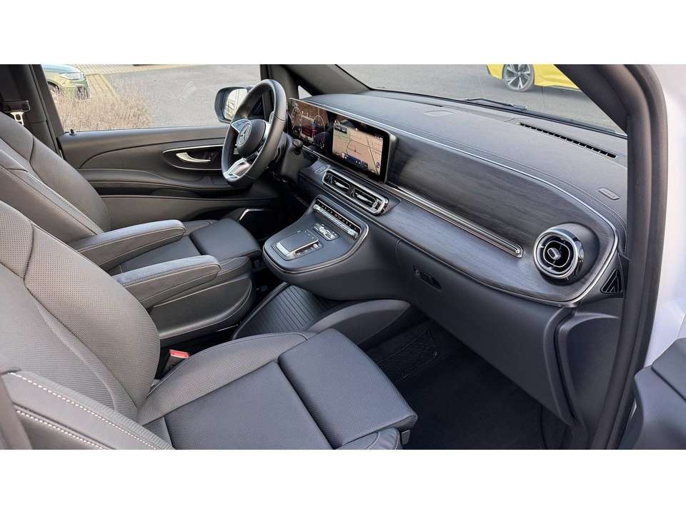 Mercedes-Benz V 300 - Imagem 9