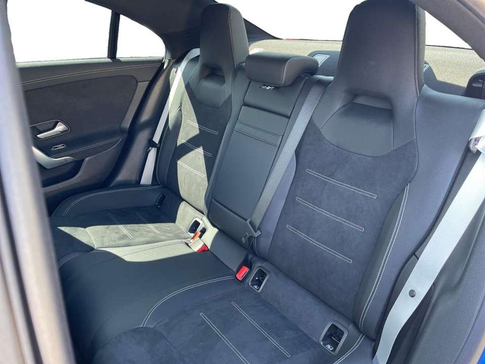Mercedes-Benz CLA 200 - Imagem 8