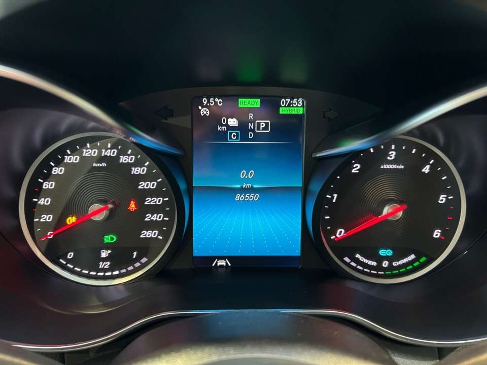 Mercedes-Benz C 300 - Imagem 11