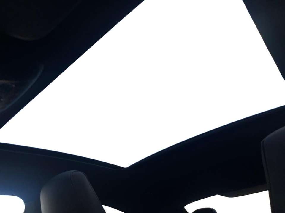 Mercedes-Benz CLA 220 - Imagem 14