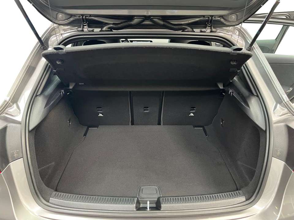 Mercedes-Benz A 200 - Imagem 13