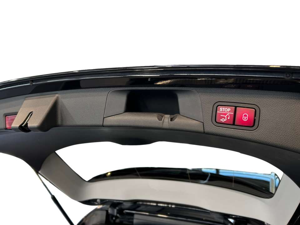 Mercedes-Benz C 300 - Imagem 15