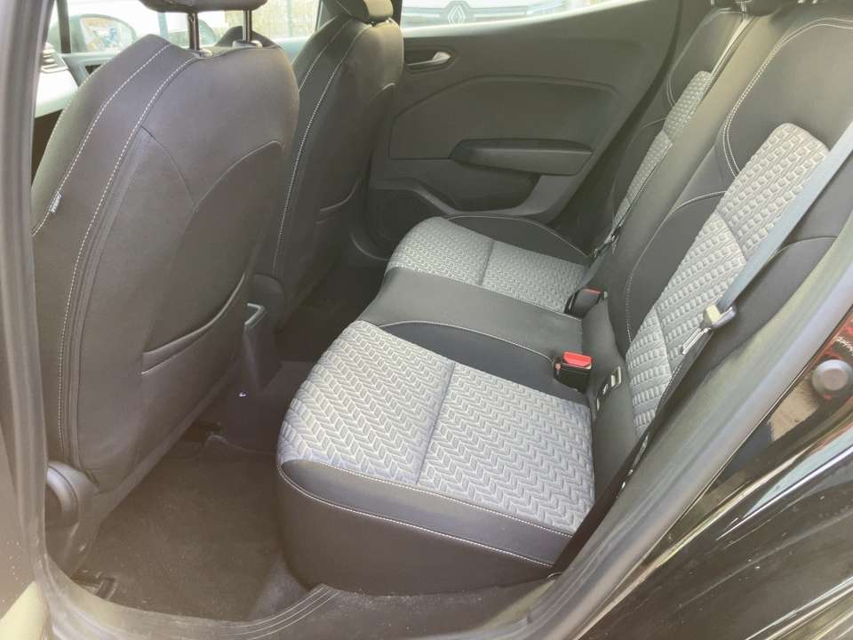 Renault Clio - Imagem 8