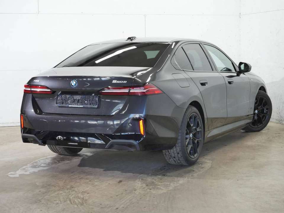 BMW 550 - Imagem 5