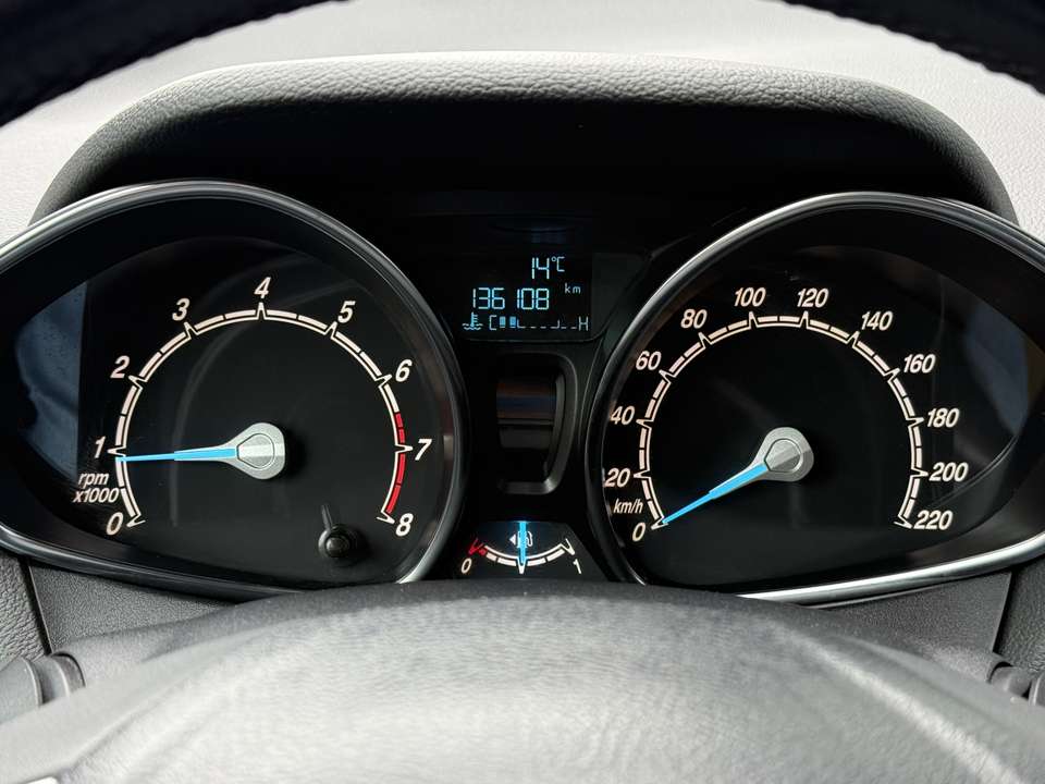 Ford B-Max - Imagem 12