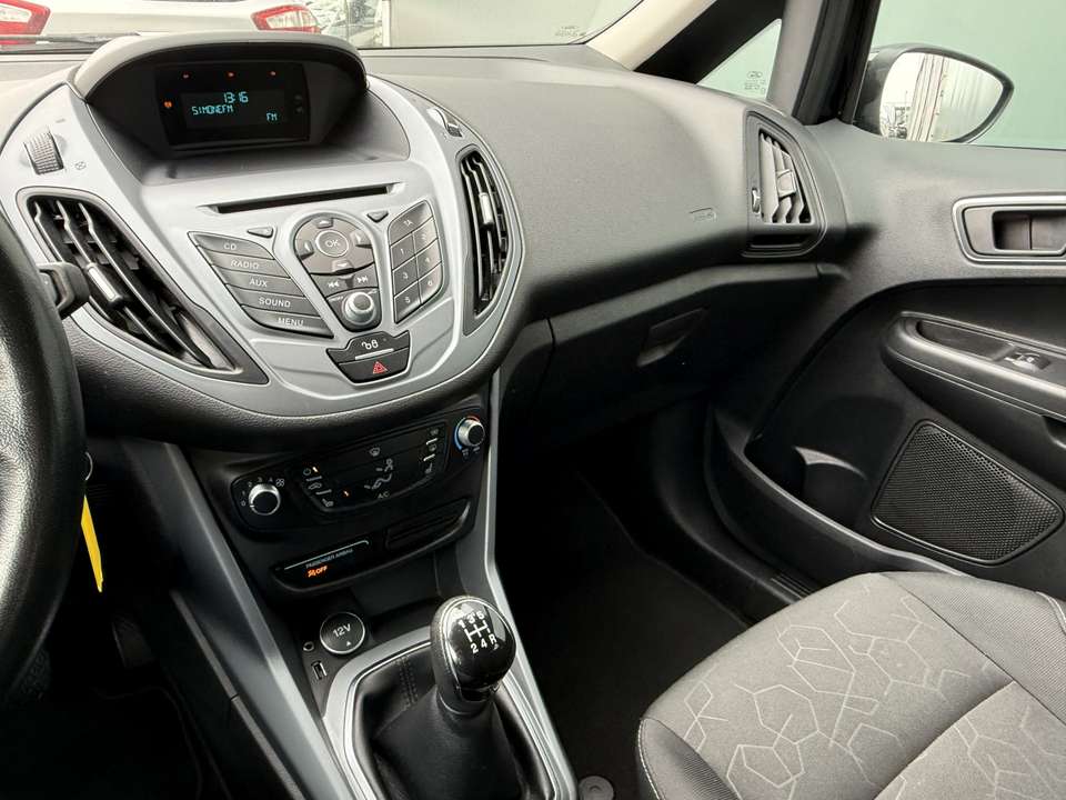 Ford B-Max - Imagem 17