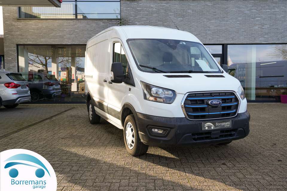 Ford E-Transit - Imagem 1