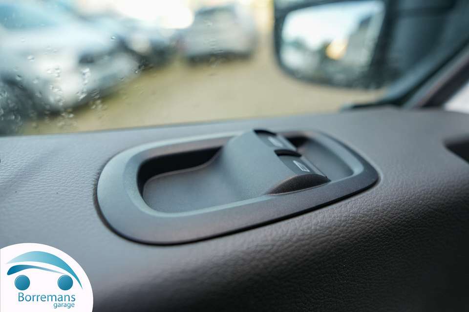 Ford E-Transit - Imagem 4