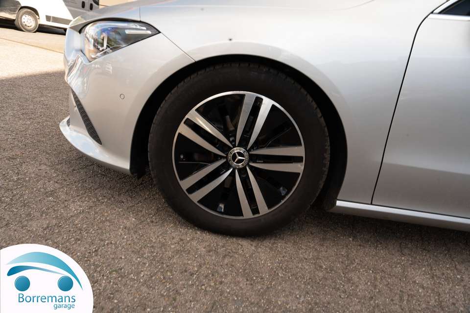 Mercedes-Benz CLA 180 - Imagem 7