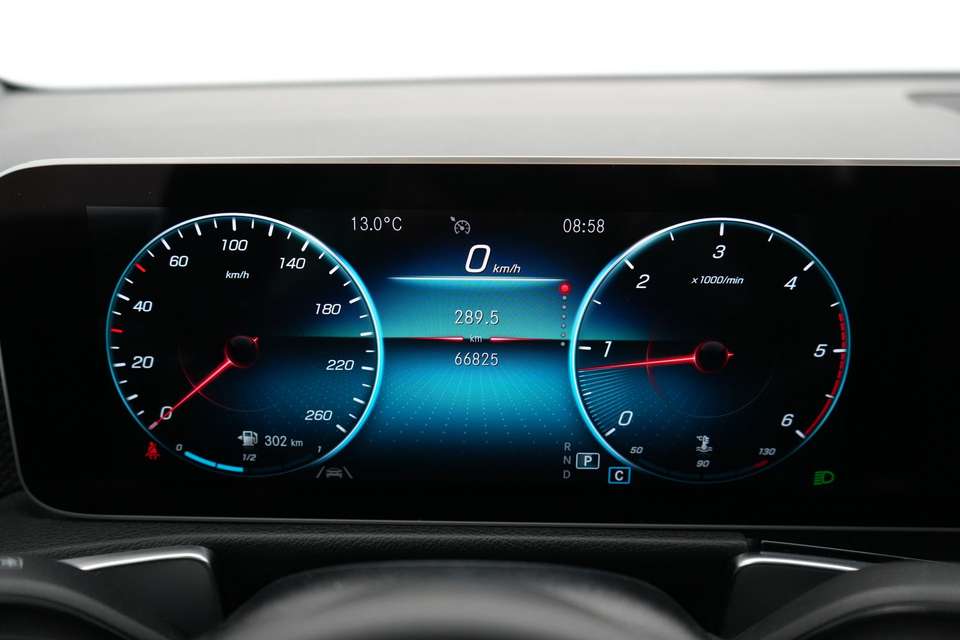 Mercedes-Benz GLB 200 - Imagem 7