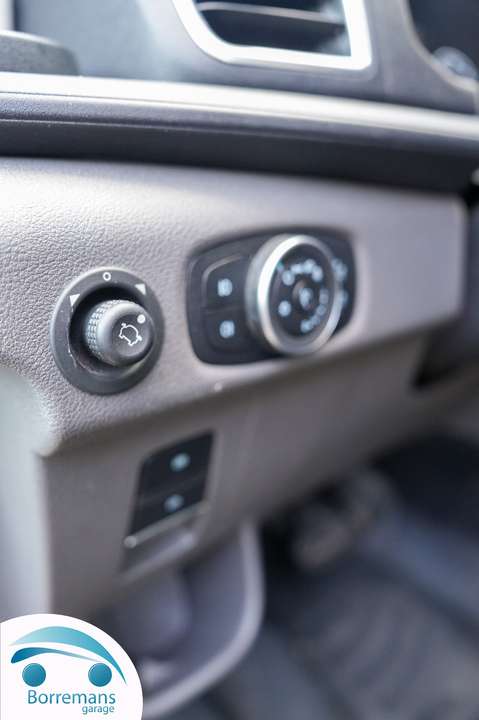 Ford E-Transit - Imagem 14