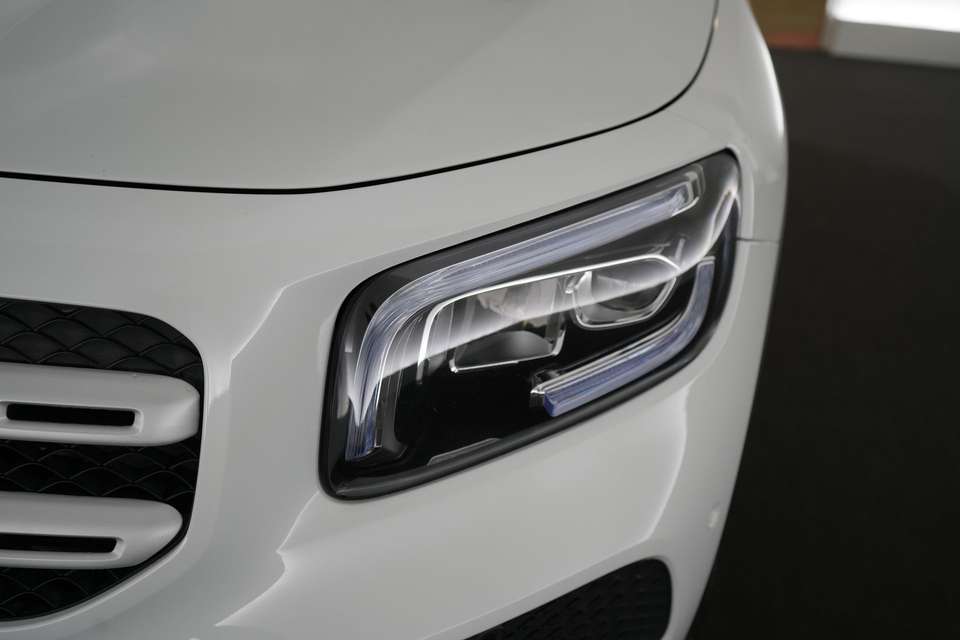 Mercedes-Benz GLB 200 - Imagem 11