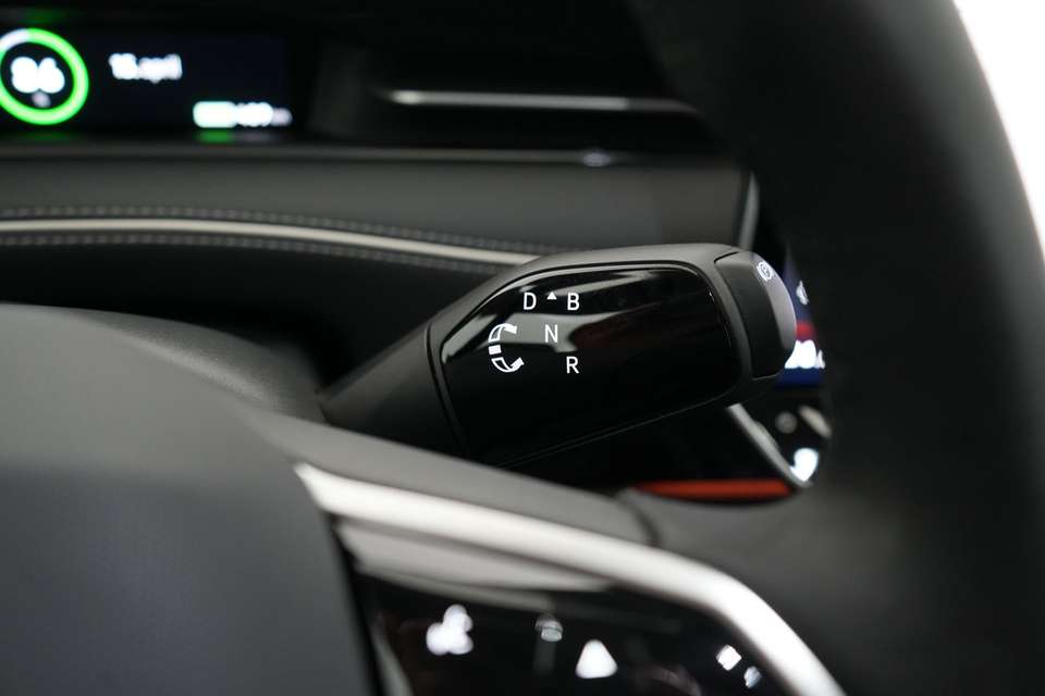 Volkswagen Golf Variant - Imagem 9